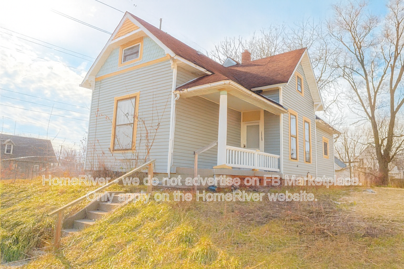 Indianapolis House: 1658 S Delaware St