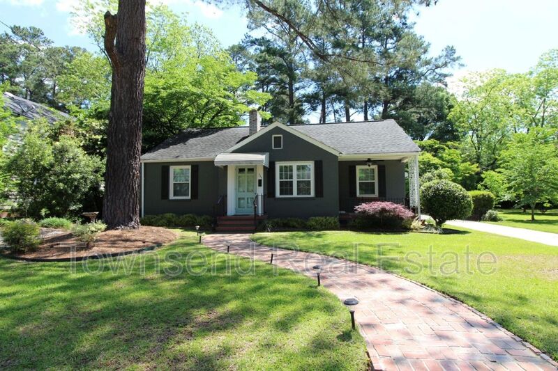 Fayetteville House: 508 Huske Street
