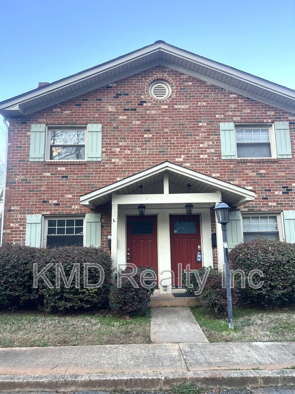 Request a Viewing for 1207 Green Oaks Lane, L Tenant Turner