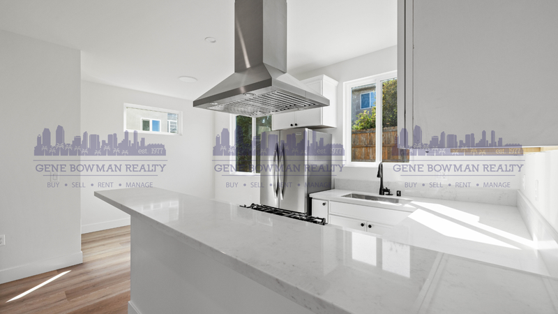 San Diego House: 6742-48 Waterman Ct