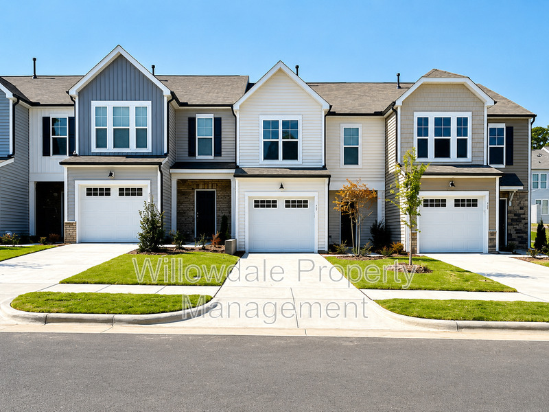 Garner Townhome: 125 Woodford Reserve Ct