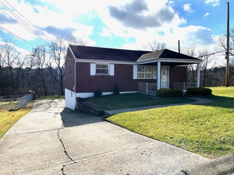 Pittsburgh House: 307 Olympic Road