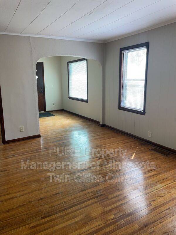 Saint Paul Condo: 1215 Galtier St