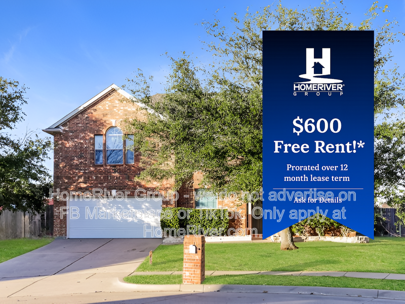 Midlothian House: 705 Champlain Ct