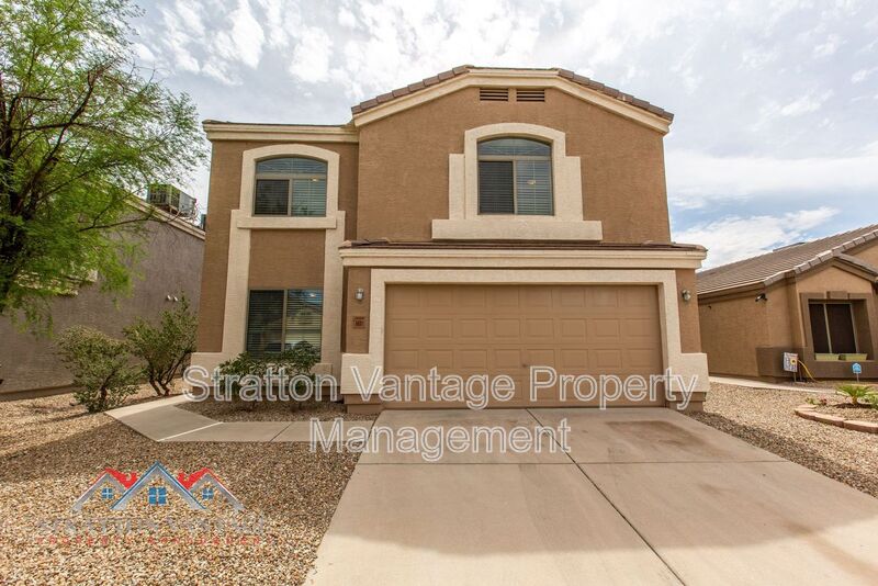 Florence House: 6691 E Flynn Ave