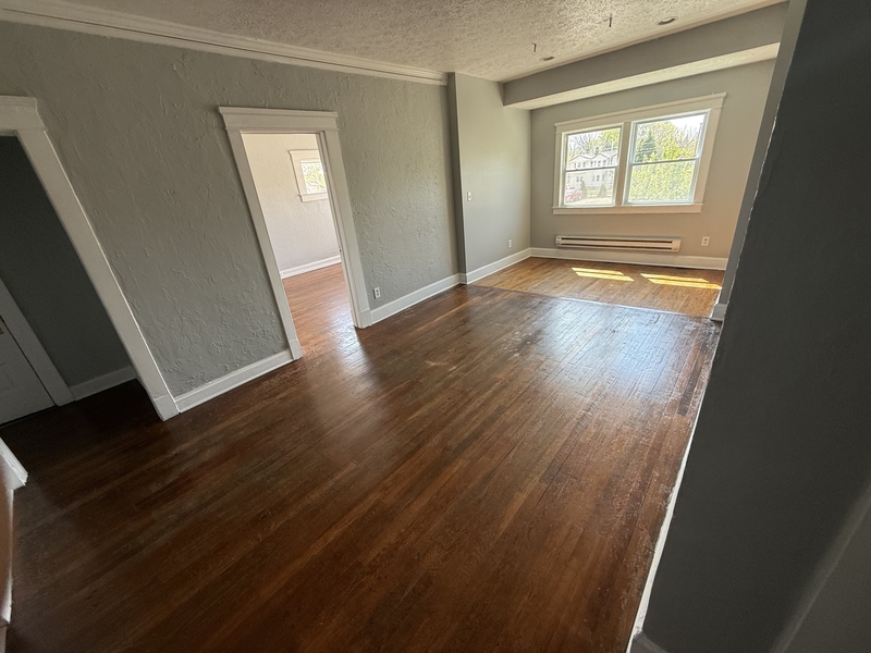 Cleveland Condo: 3550 Seymour Avenue - 4