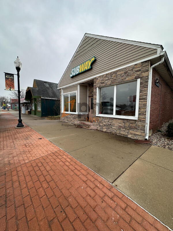 Kouts Condo: 224 South Main Street (Storefront)
