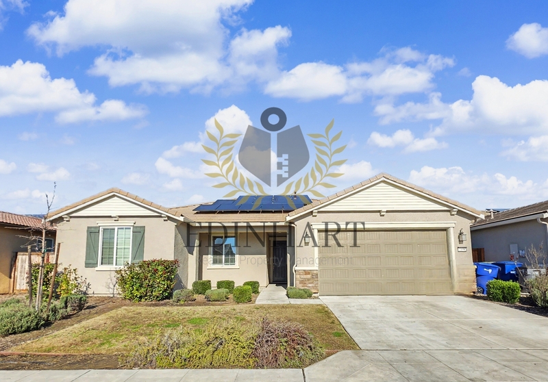 Fresno House: 7198 East Normal Avenue