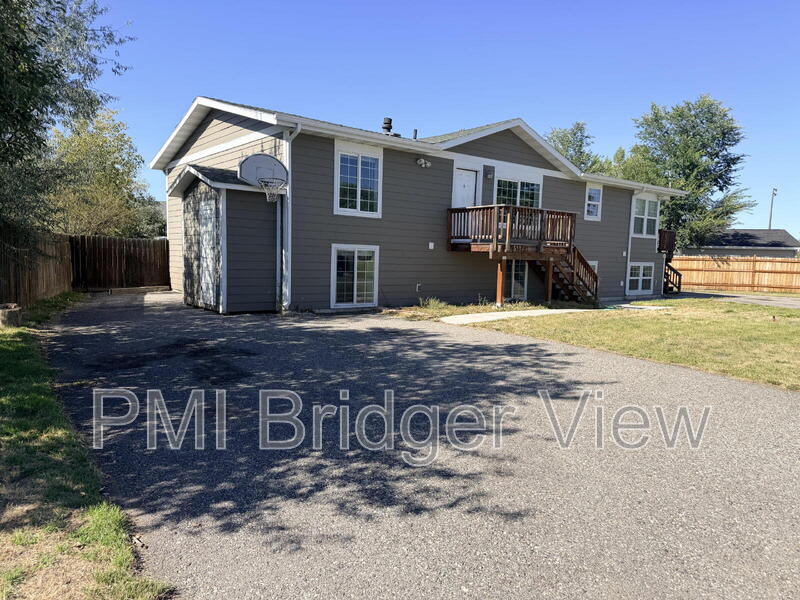 Belgrade Condo: 510 South Circle Drive