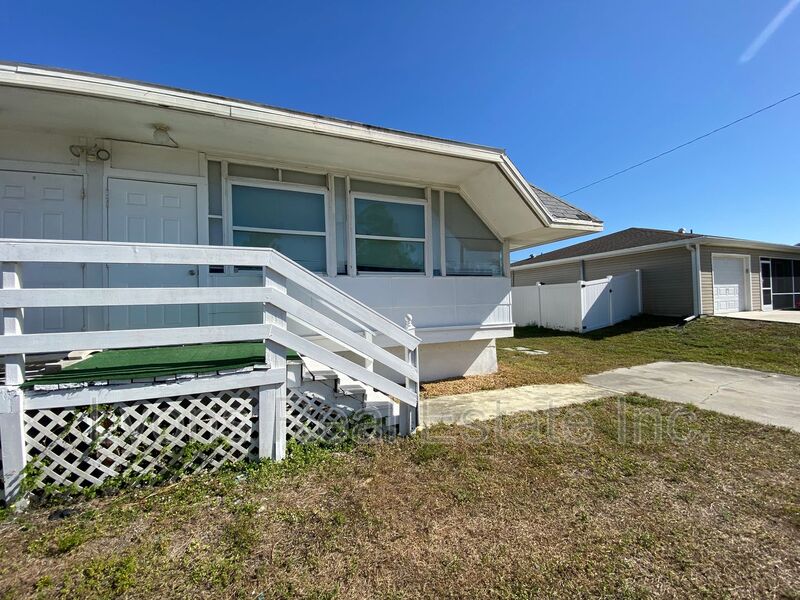 Fort Myers Condo: 17377 Dowling Dr