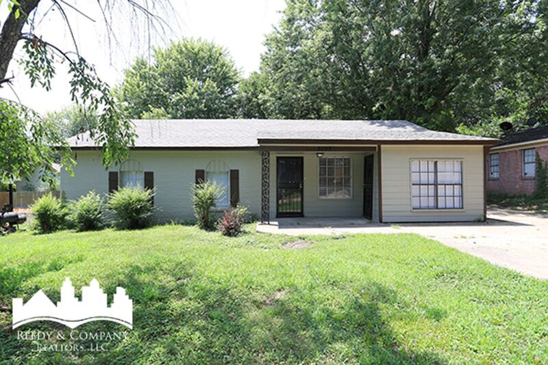 Horn Lake House: 3095 Normandy Dr