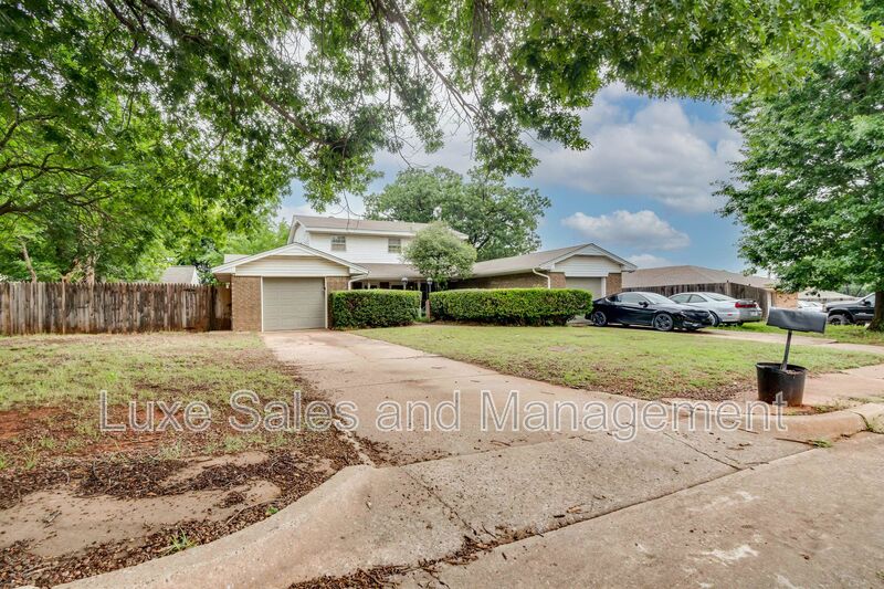 Edmond House: 117 Sahoma Terrace
