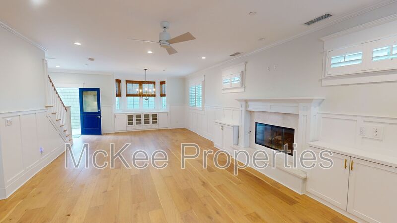 Imperial Beach House: 163 Donax Avenue