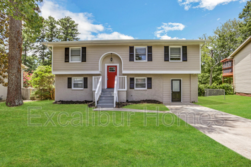 Request a Viewing for 255 Basswood Drive Tenant Turner