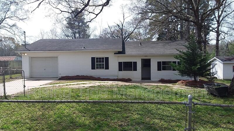 Birmingham House: 3295 Young Ave