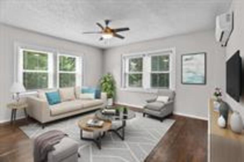 Kansas City Condo: 4104 Warwick Blvd - 104