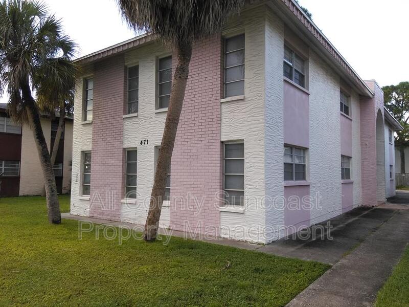 St Petersburg Condo: 471 76th Ave N #3,