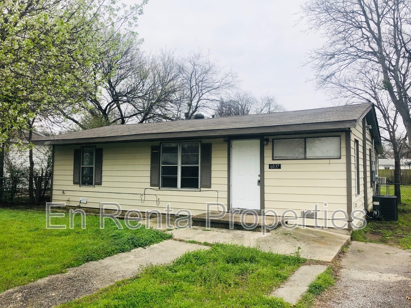 Fort Worth House: 6037 Graham St.