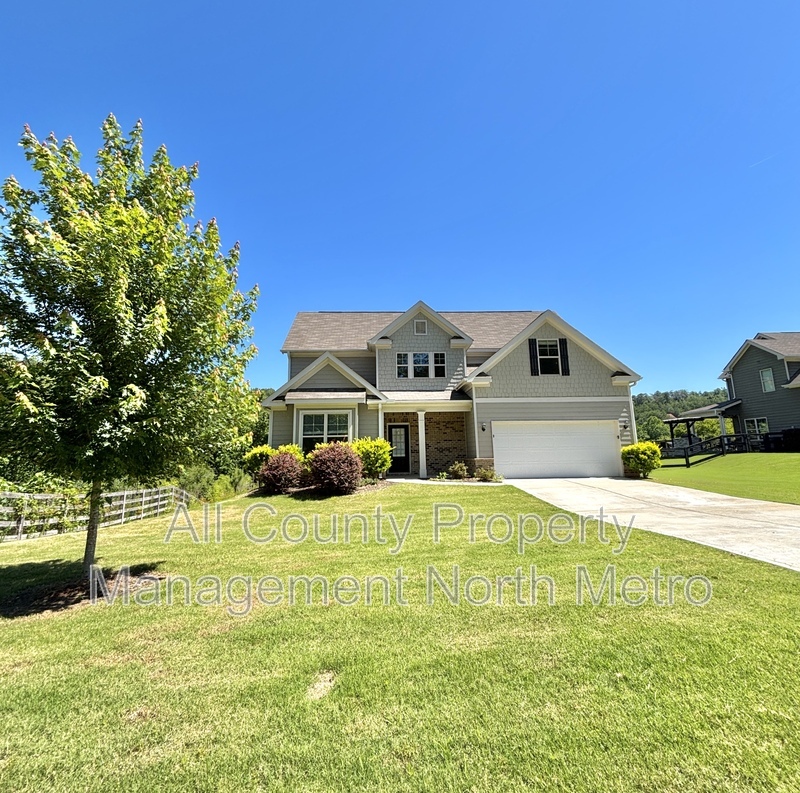 Canton House: 212 Creek View Place