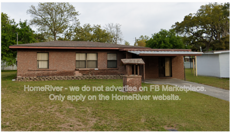 Leesburg House: 1316 Dora Dr