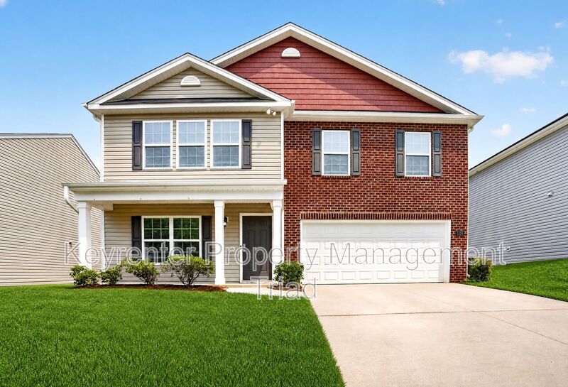 Greensboro House: 5109 Black Forest Dr