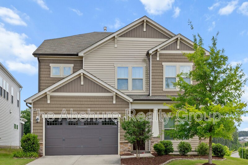 Durham House: 1004 Tarsnet Lane