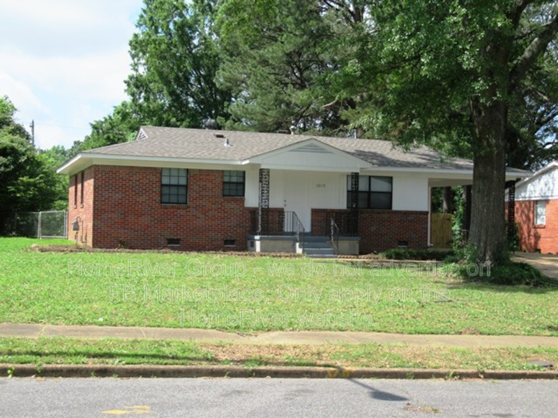 Memphis House: 3019 Christine Rd