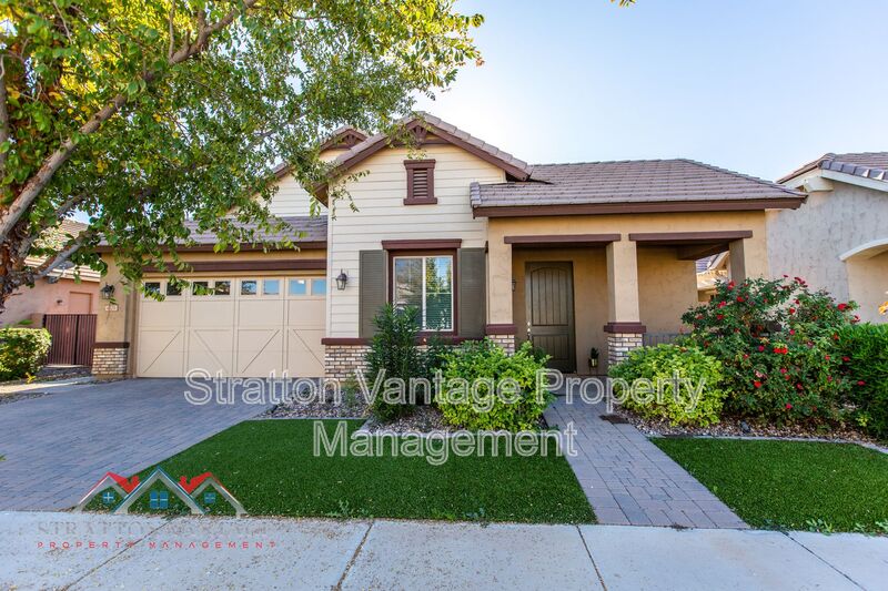 Gilbert House: 4179 E Cynthia St