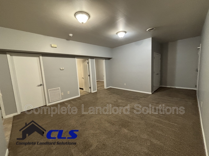 Terre Haute Condo: 1400 North Avenue - 111