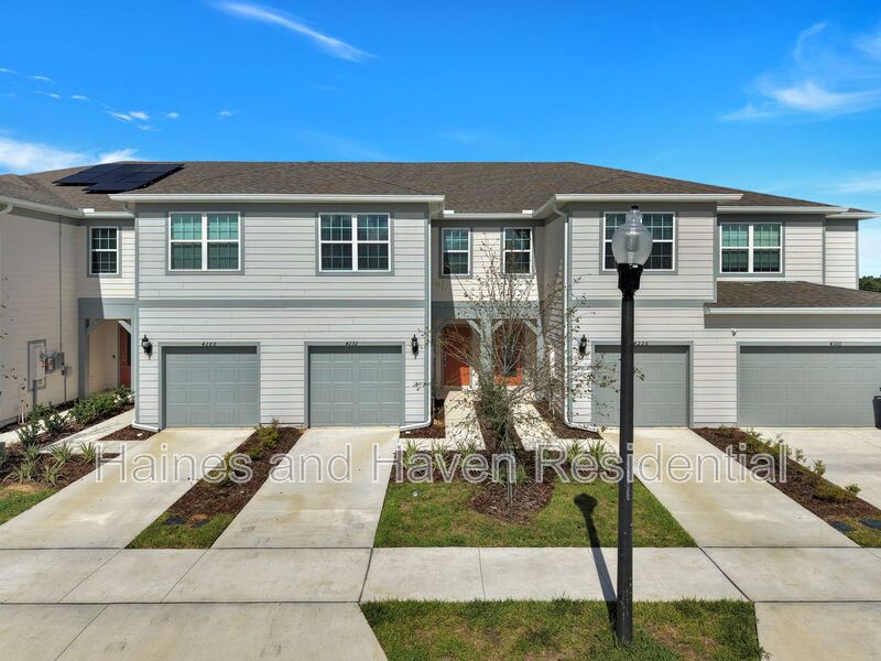 Davenport House: 4292 Chester Springs Blvd