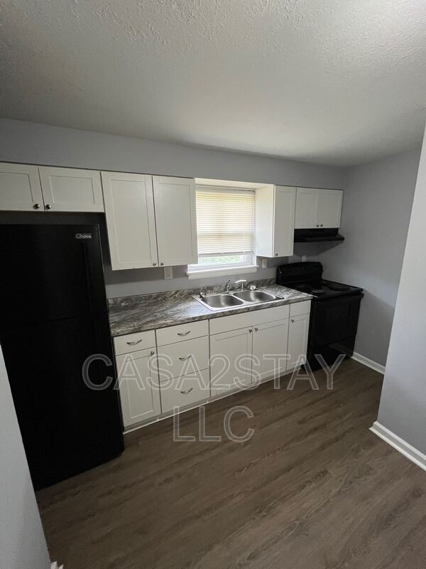 Louisville Condo: 4805 Saddlebrook Lane