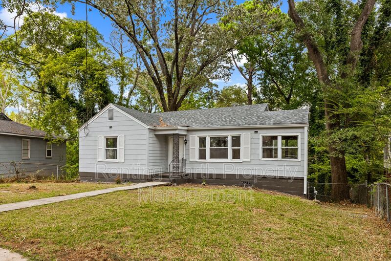 Birmingham House: 5025 43rd PL N