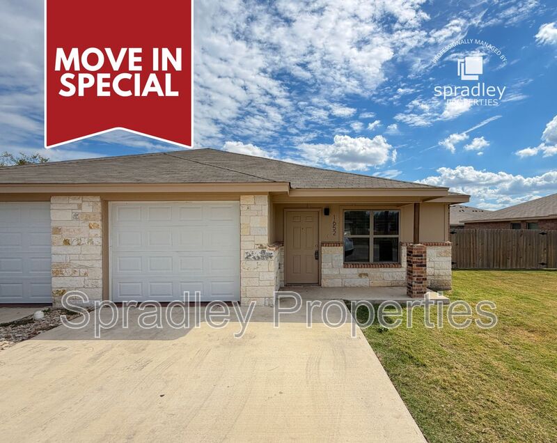 Little River-Academy Townhome: 1652 Sabine Rd