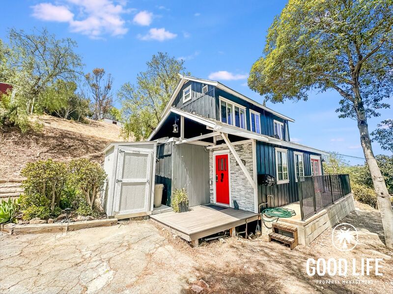San Diego House: 260 Woodman St