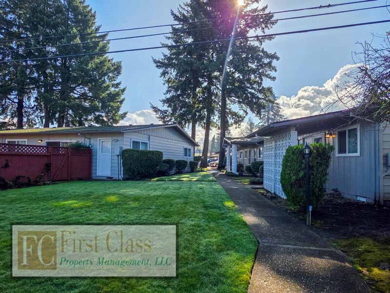 PORTLAND Condo: 18001 NE PACIFIC ST