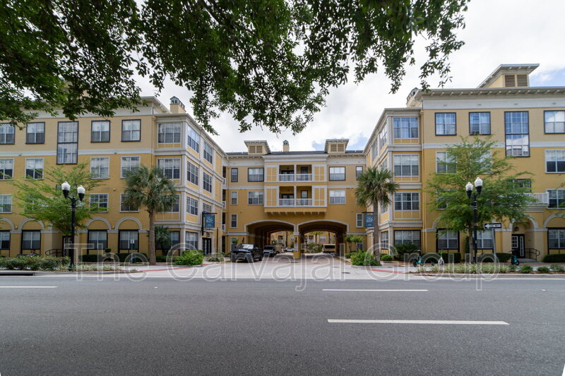 Orlando Condo: 860 North Orange Avenue