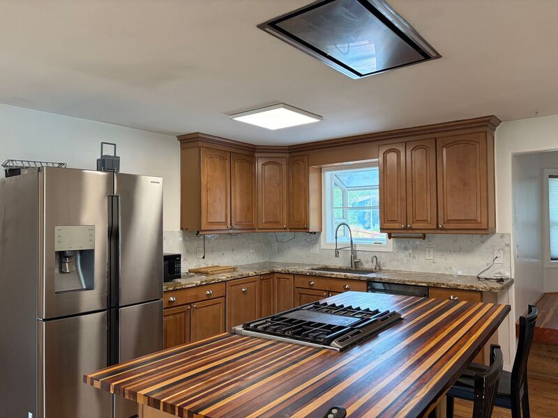 Anchorage House: 6237 E 21st Avenue