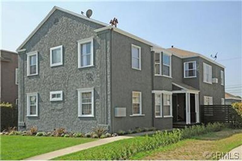 Los Angeles House: 1323 S Highland Ave
