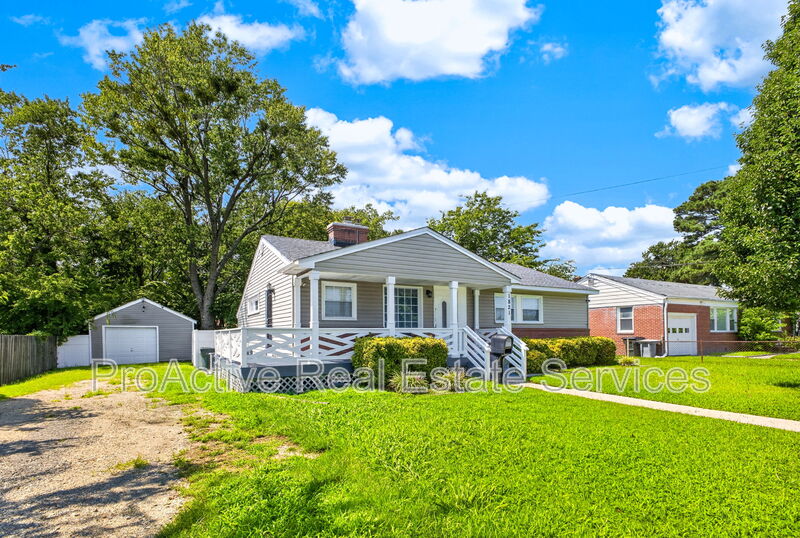 Hampton House: 1821 Gildner Rd