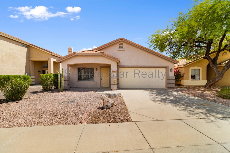 Surprise House: 18327 N 147th Dr