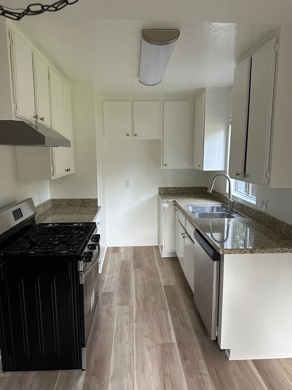 Montrose House: 2323 Del Mar Rd.