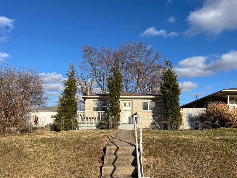 Beech Grove House: 333 North 7th Avenue