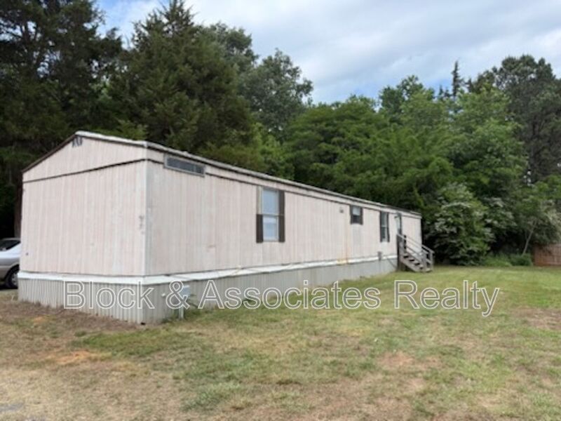 Asheboro Condo: 212 Chaney Rd