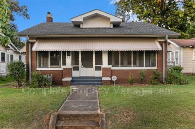 Fairfield House: 728 41st Street