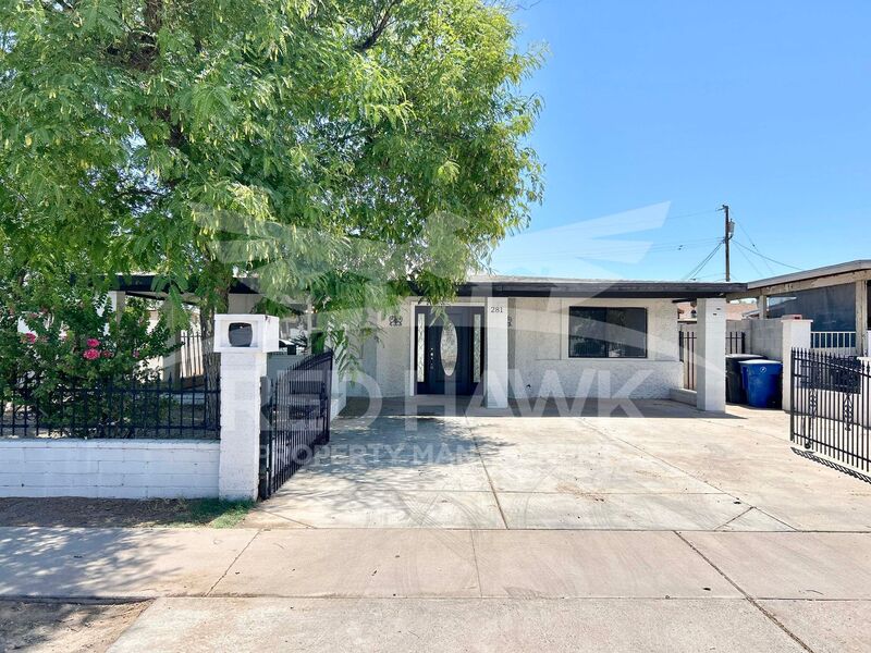 Chandler House: 281 S California St