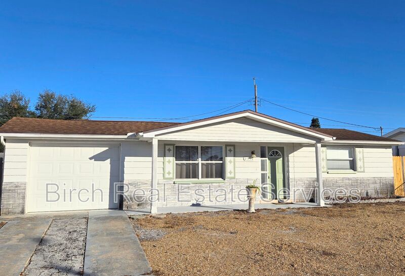 Holiday House: 2540 Limewood Drive