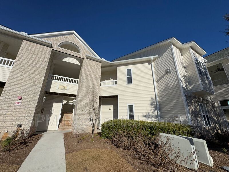 Wilmington House: 211 Fullford Ln Unit 204