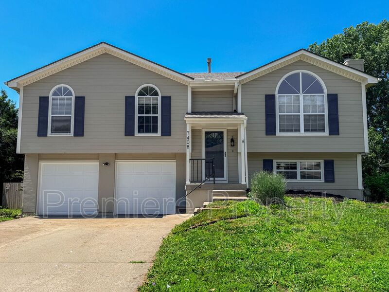 Kansas City House: 7408 N Atkins Ave