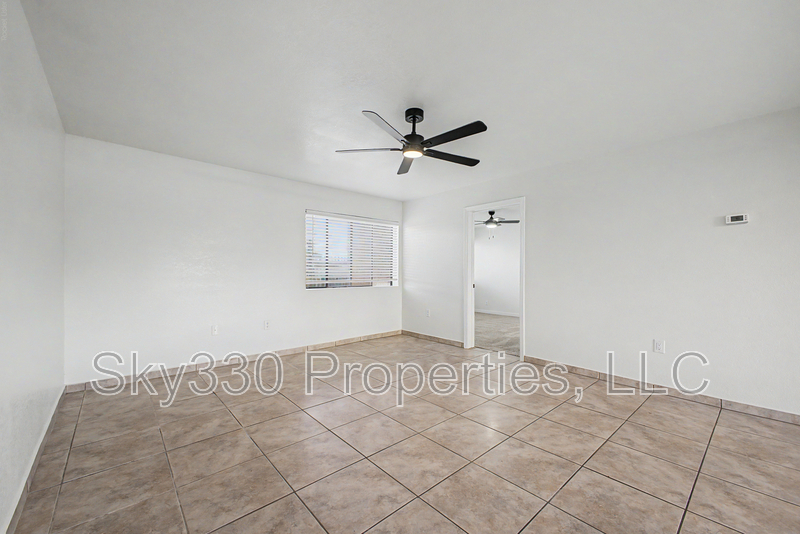 Fountain Hills Condo: 16624 East Palisades Boulevard - 102