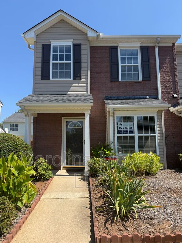 Greenville House: 733 Rock Hill Court